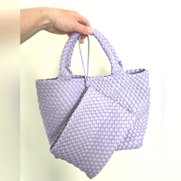 Rachel Zoe Lavender Woven Tote Bag with Matching Pouch - Picture 1 of 9